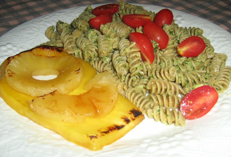 Walnut Pesto Pasta