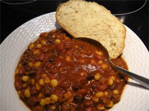 Easy Crockpot Vegetarian Chili